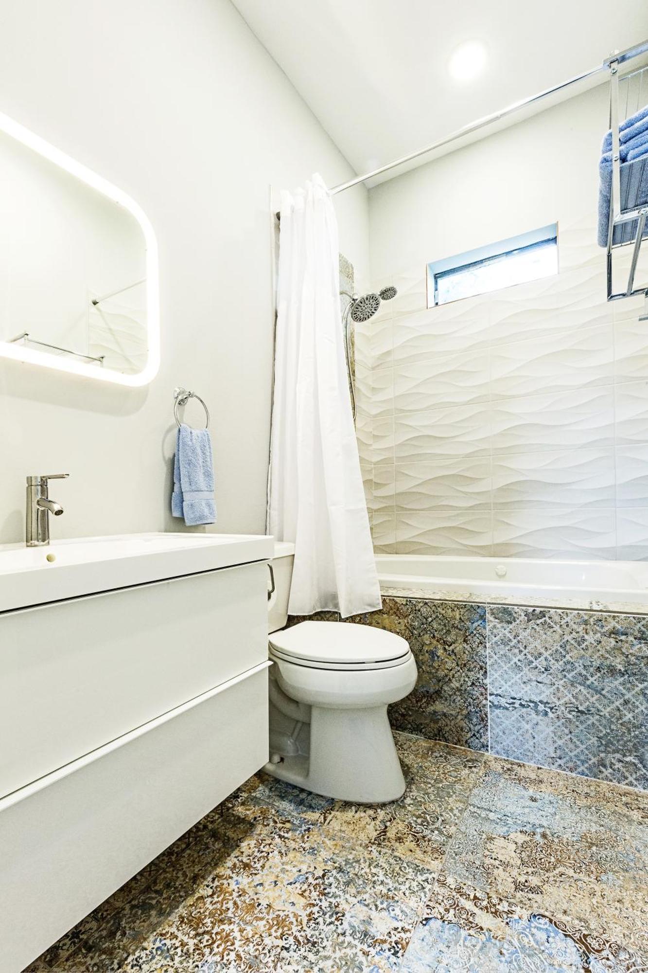 Montrose Guesthouse Suites By Dunyha Houston Exterior foto