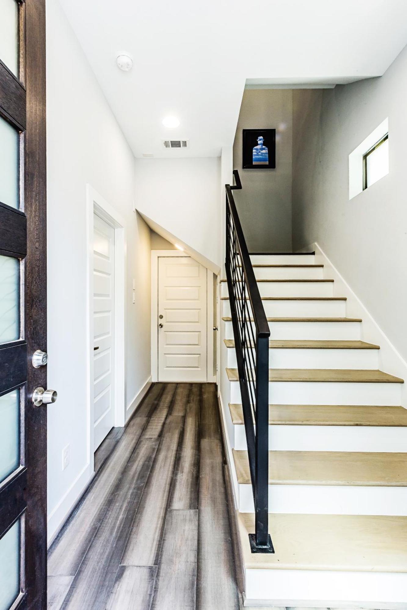 Montrose Guesthouse Suites By Dunyha Houston Exterior foto